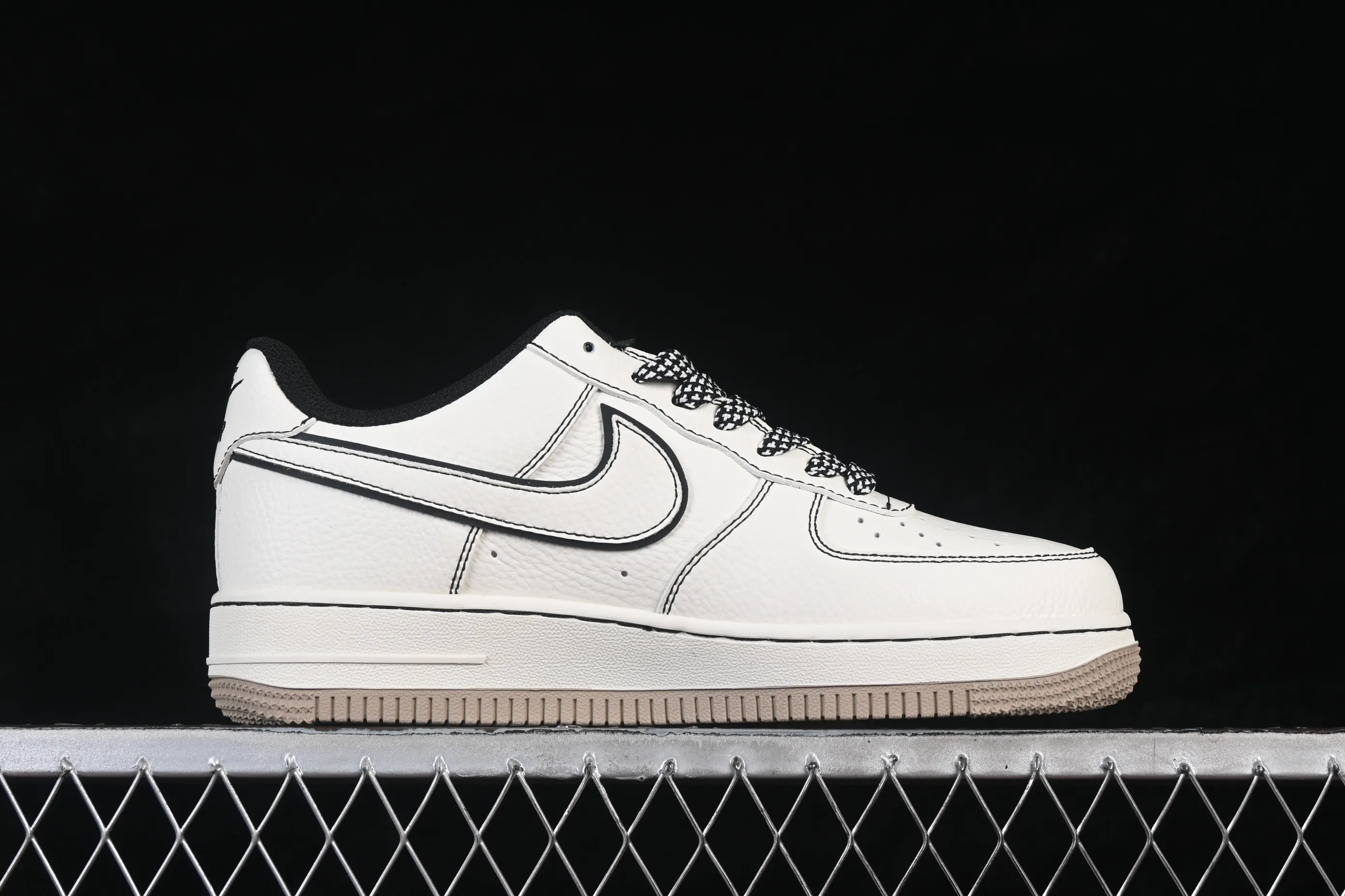 All categories Nk Air Force 1 Air Force series Nk Air Force 1 Low Air Force low-top Nike Air Force 1'07 Low Hand-painted style Air Force 1 low-top casual sneakers MM3399-819